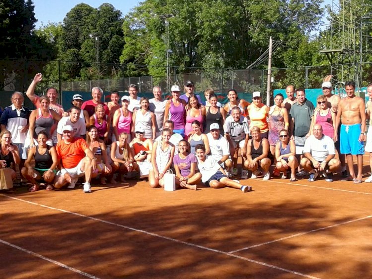 Continúan llegando los recuerdos en el club