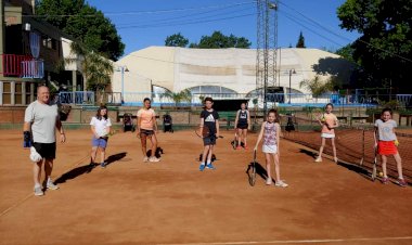 Sumate a la Escuela de Tenis Infantil
