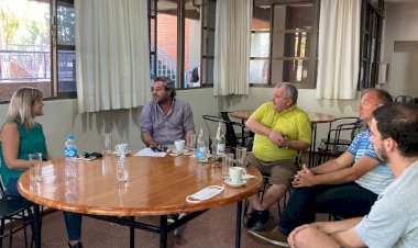 Visita de Verónica Irizar y Emiliano Torno