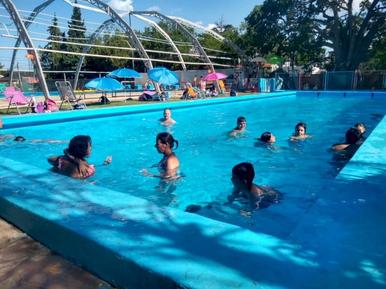 La temporada de pileta está a pleno en el Caf