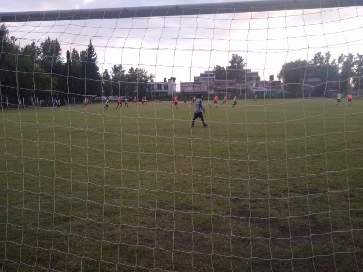 Fútbol: la Primera División continúa con la pretemporada