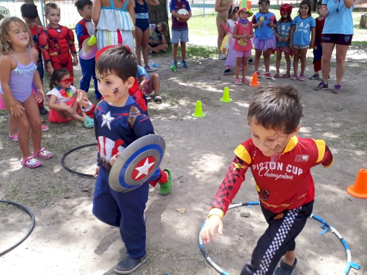 Colonia de Verano: Fiesta de Disfraces