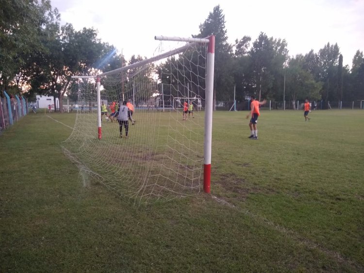 Fútbol Federado: pruebas de jugadores en el Anexo