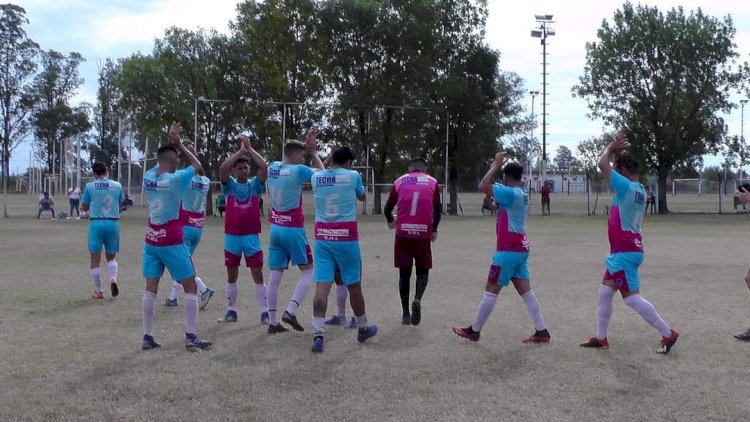 Fútbol: gran triunfo de visitante