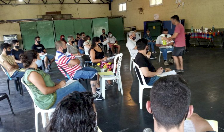 Se desarrolló la clase de elaboración de cervezas artesanales