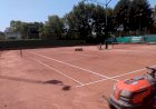 Puesta a punto de las canchas de Tenis 