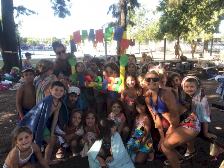 Colonia: campamento en el Anexo