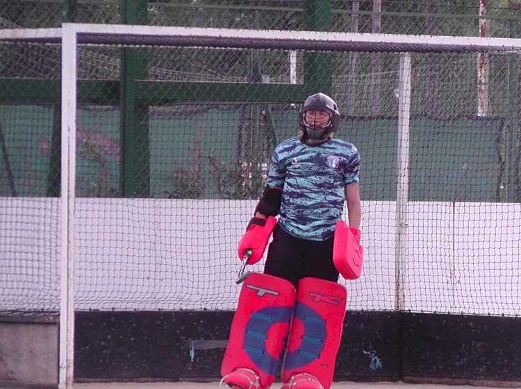 Mañana de Hockey con Leonas en el Anexo